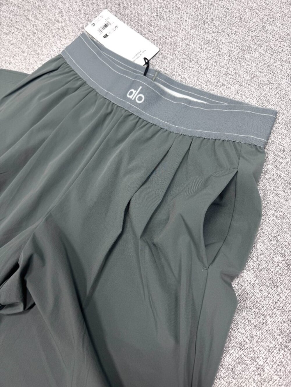 Brand new Steel Grey🎉ALO Yoga Suit Up Pants NWT💙 Everyday Chic Trousers - Picture 6 of 8